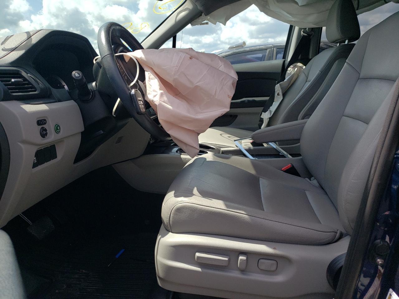 2016 Honda Pilot Exln - Image 7