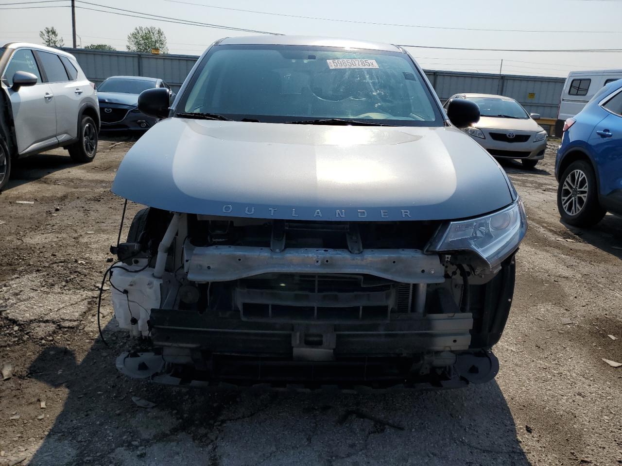 2020 Mitsubishi Outlander Es - Фото 5