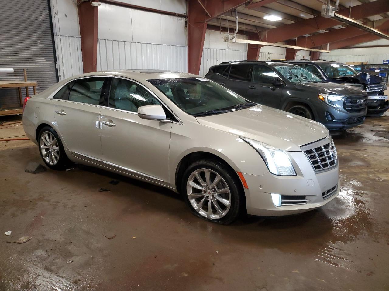 2014 Cadillac Xts Luxury Collection - Image 4