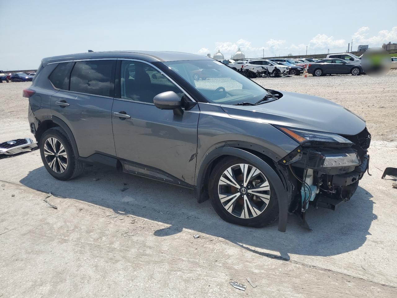 2021 Nissan Rogue Sv - Image 4