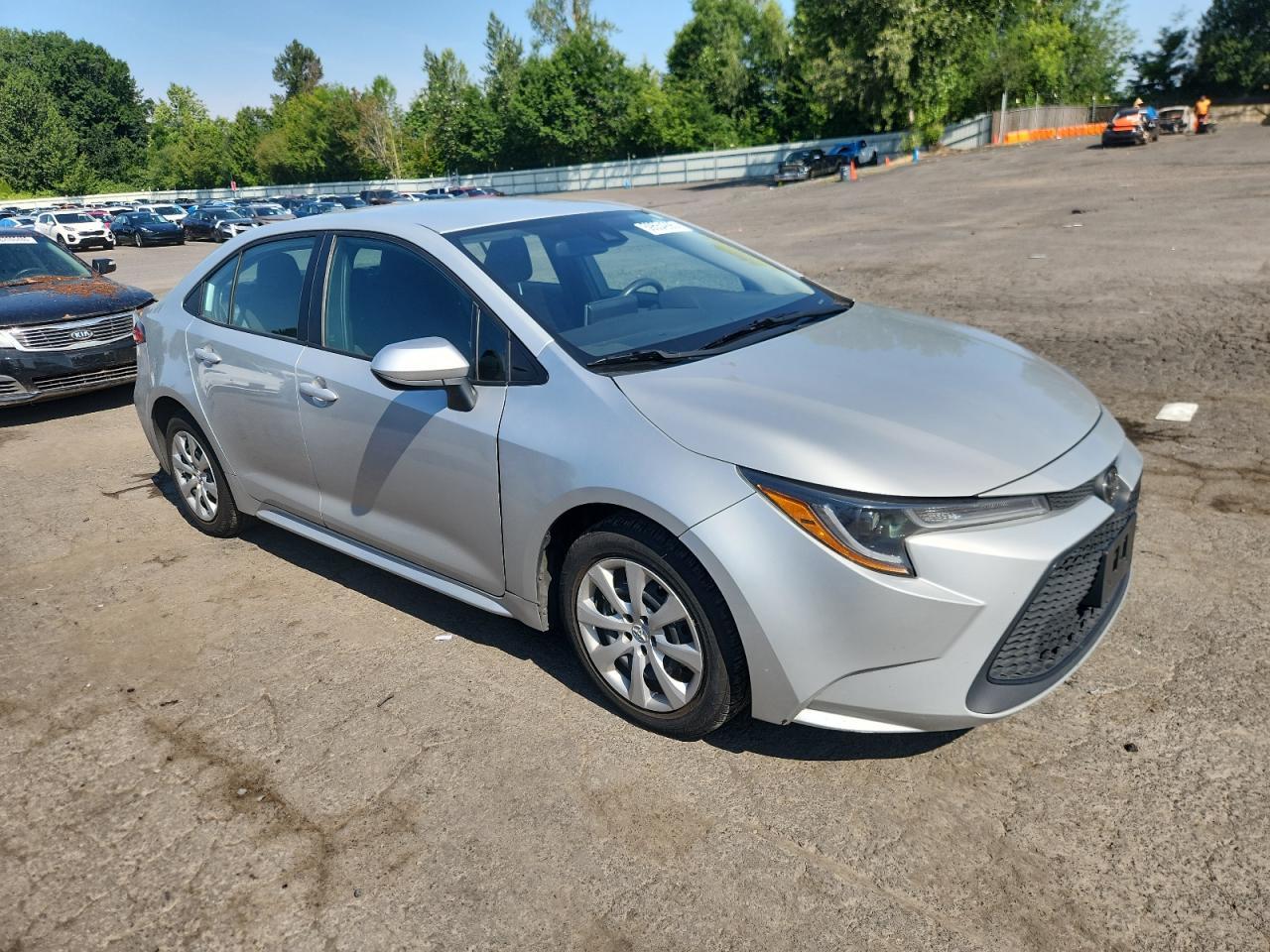 2021 Toyota Corolla Le - Фото 4