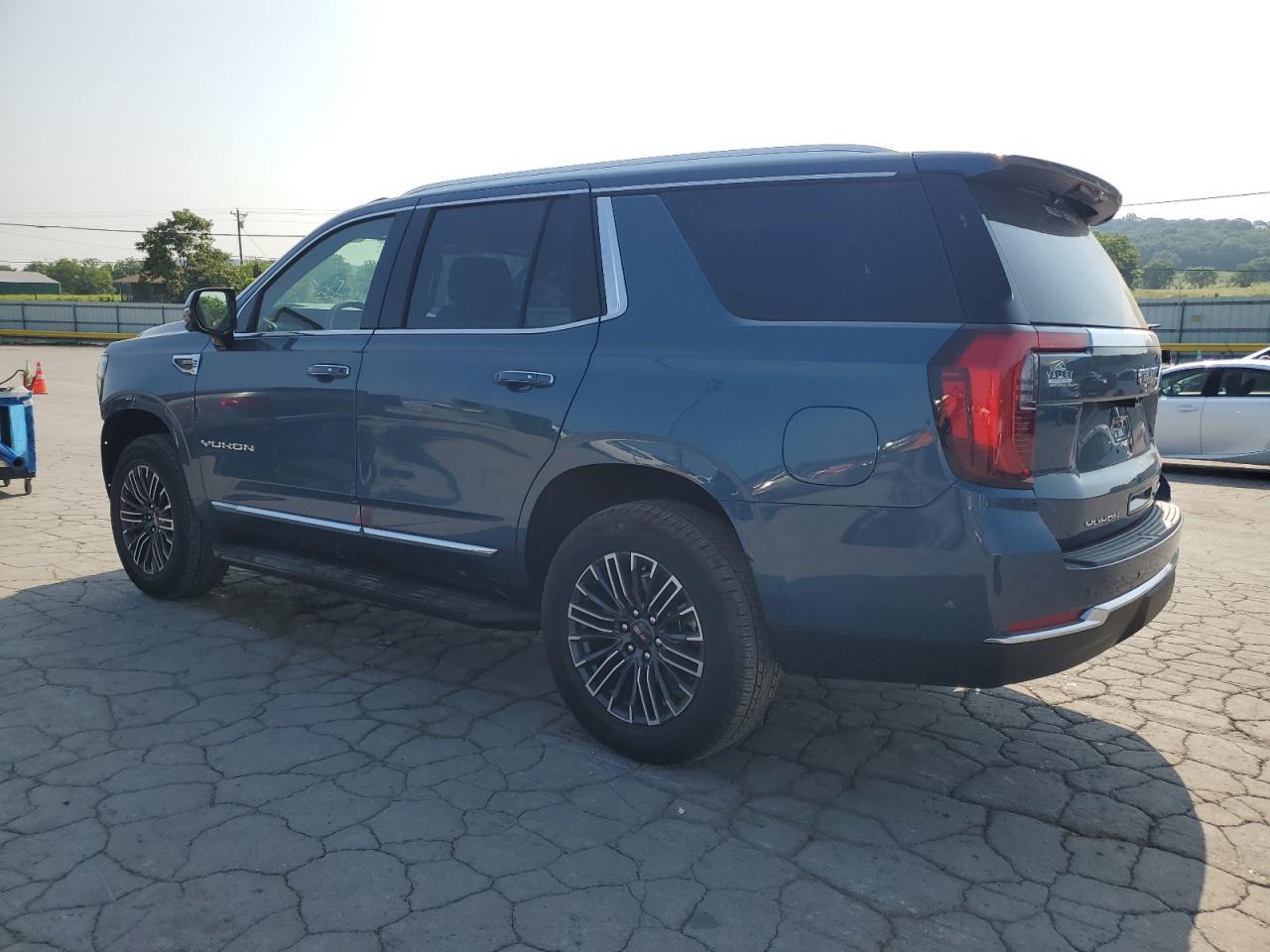 2025 GMC Yukon Elevation - Image 2