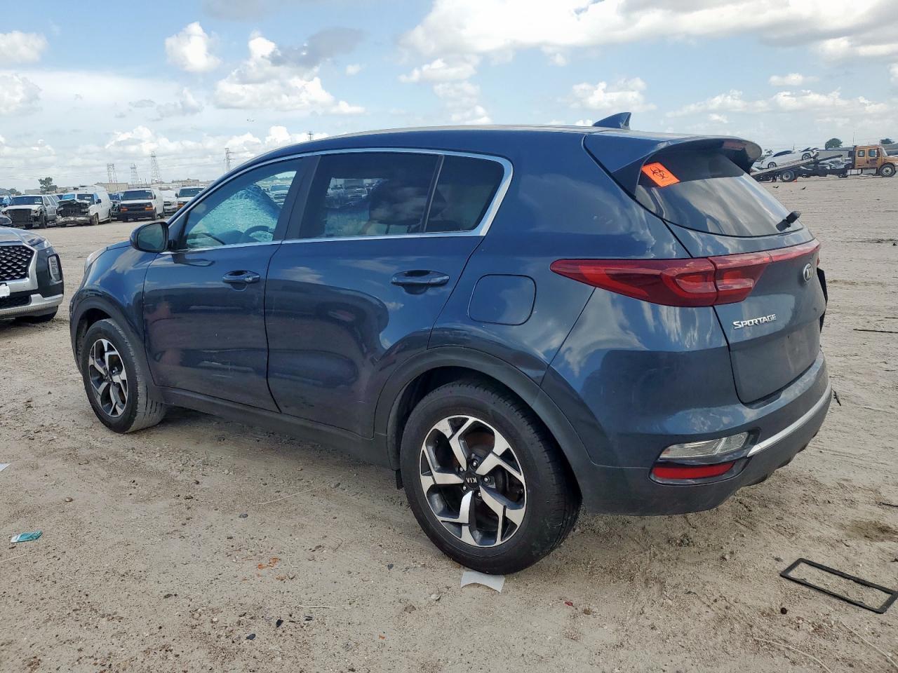 2022 Kia Sportage Lx - Фото 2