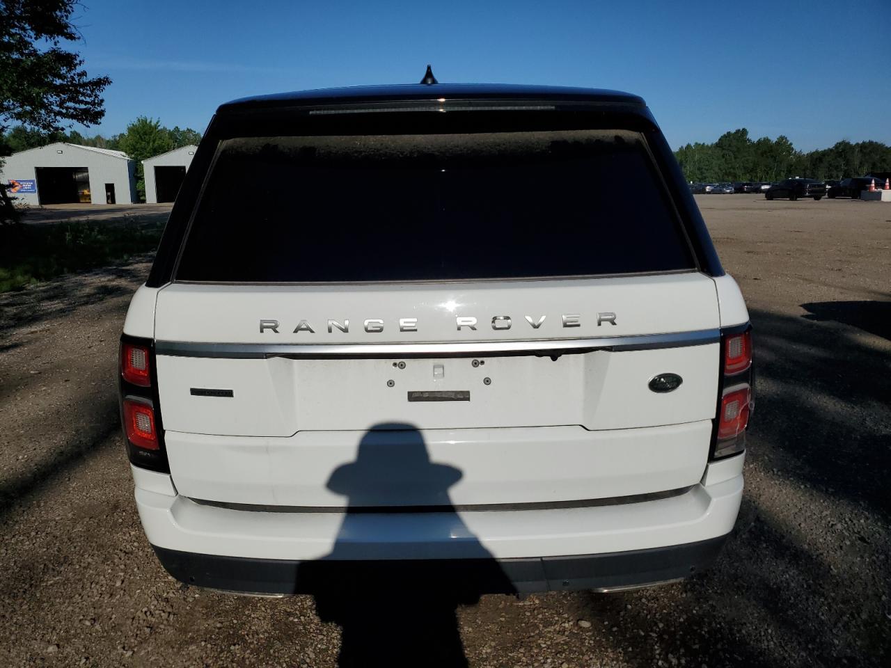 2018 Land Rover Range Rover Supercharged - Image 6