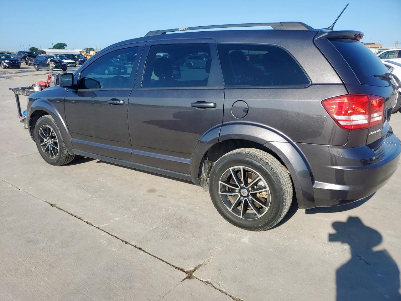 2018 Dodge Journey Se - Image 2