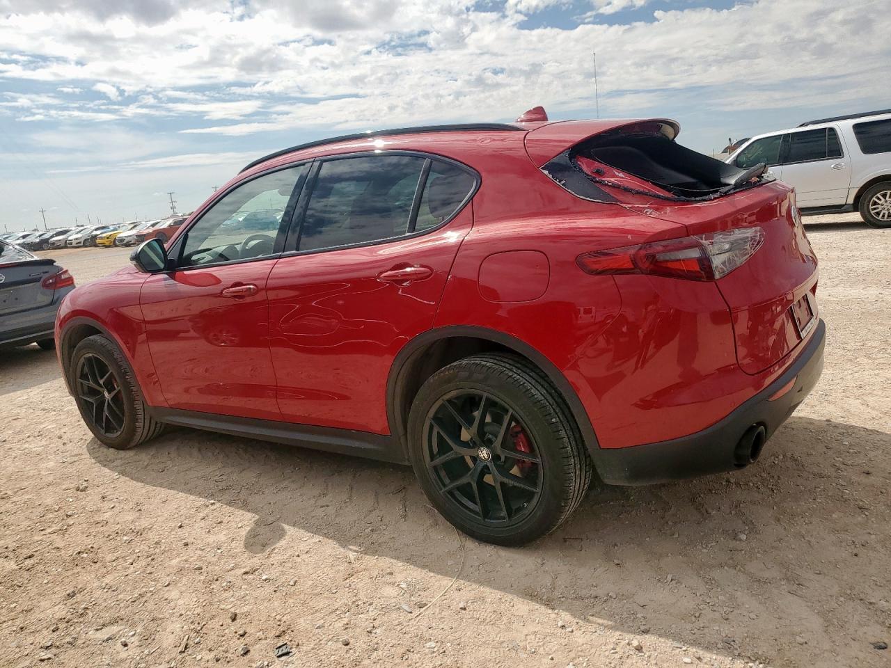 2020 Alfa Romeo Stelvio - Фото 2