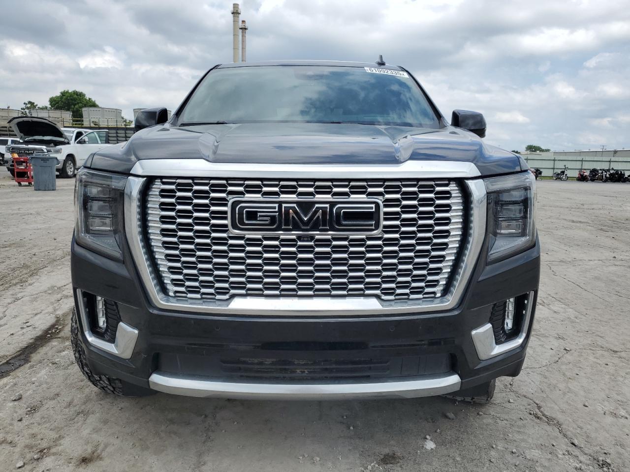 2023 GMC Yukon Denali - Фото 5
