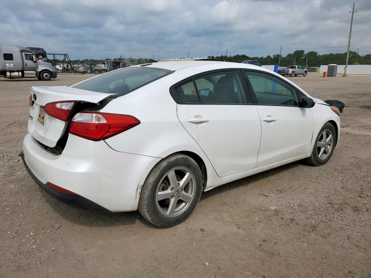 2015 Kia Forte Lx - Image 3