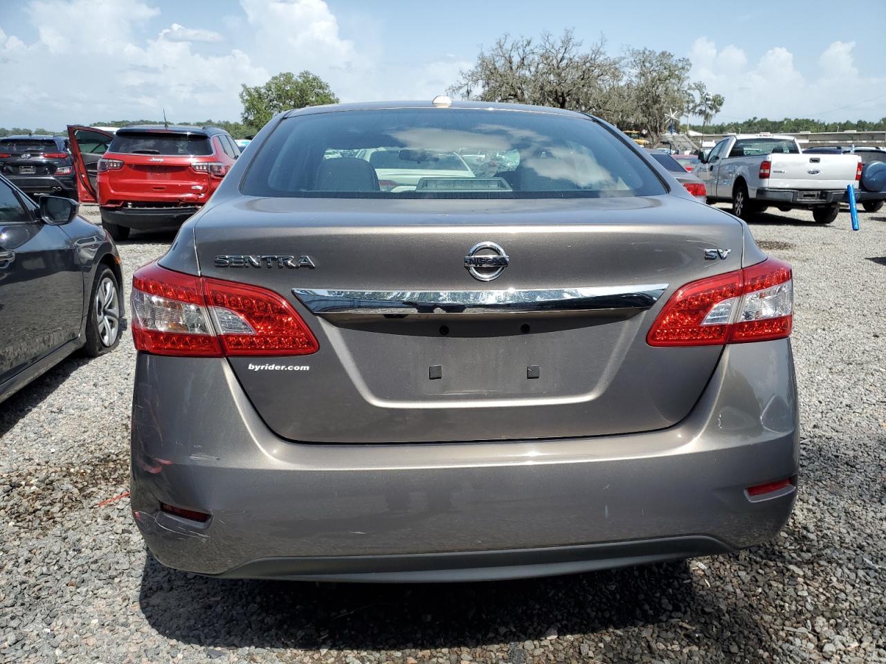 2015 Nissan Sentra S - Image 6