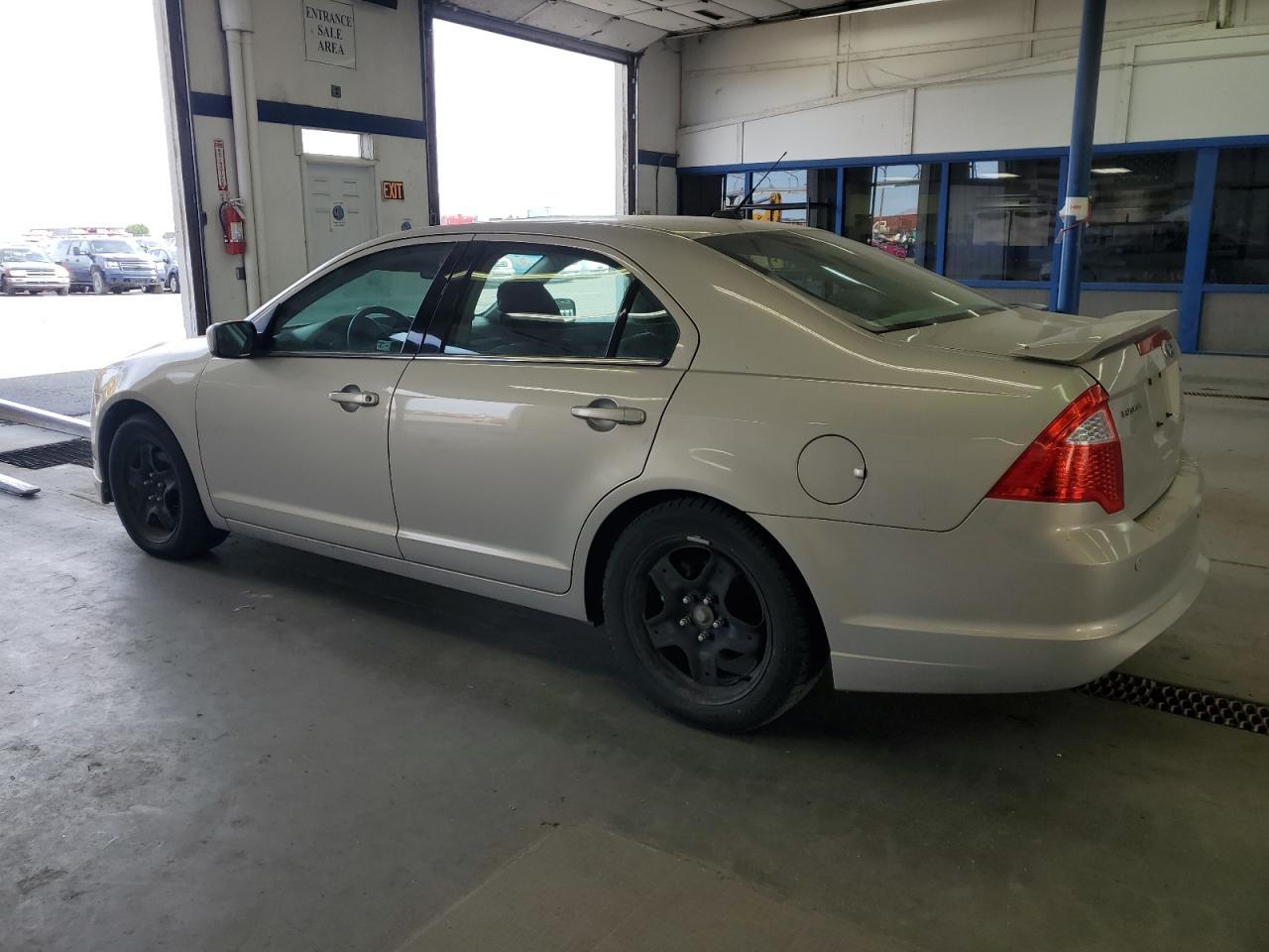 2010 Ford Fusion Se - Фото 2