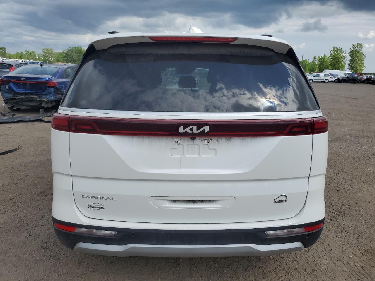 2024 Kia Carnival Lx - Image 6