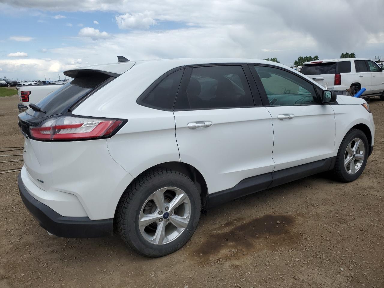 2019 Ford Edge Se - Фото 3