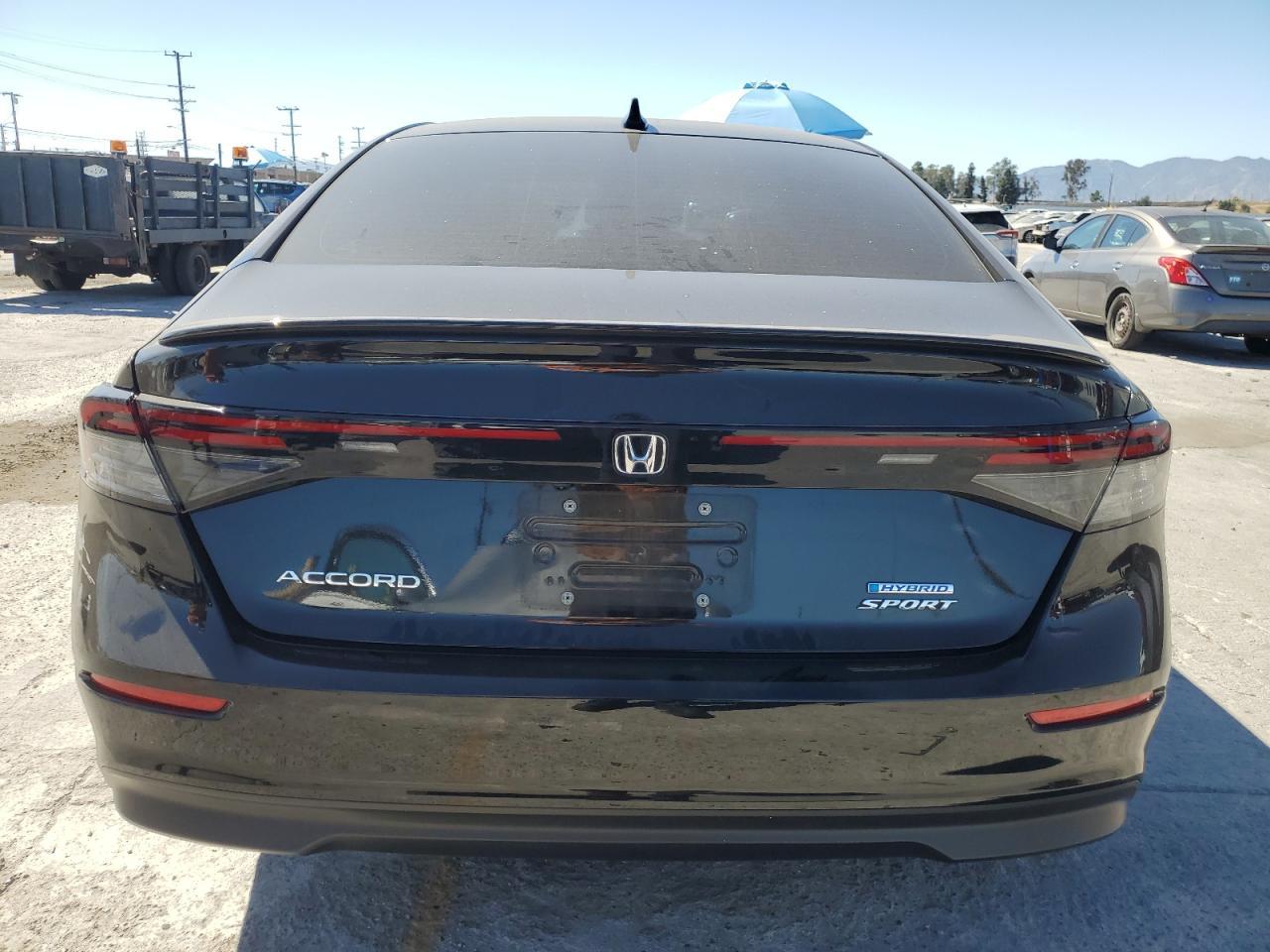 2024 Honda Accord Hybrid Sport - Image 6