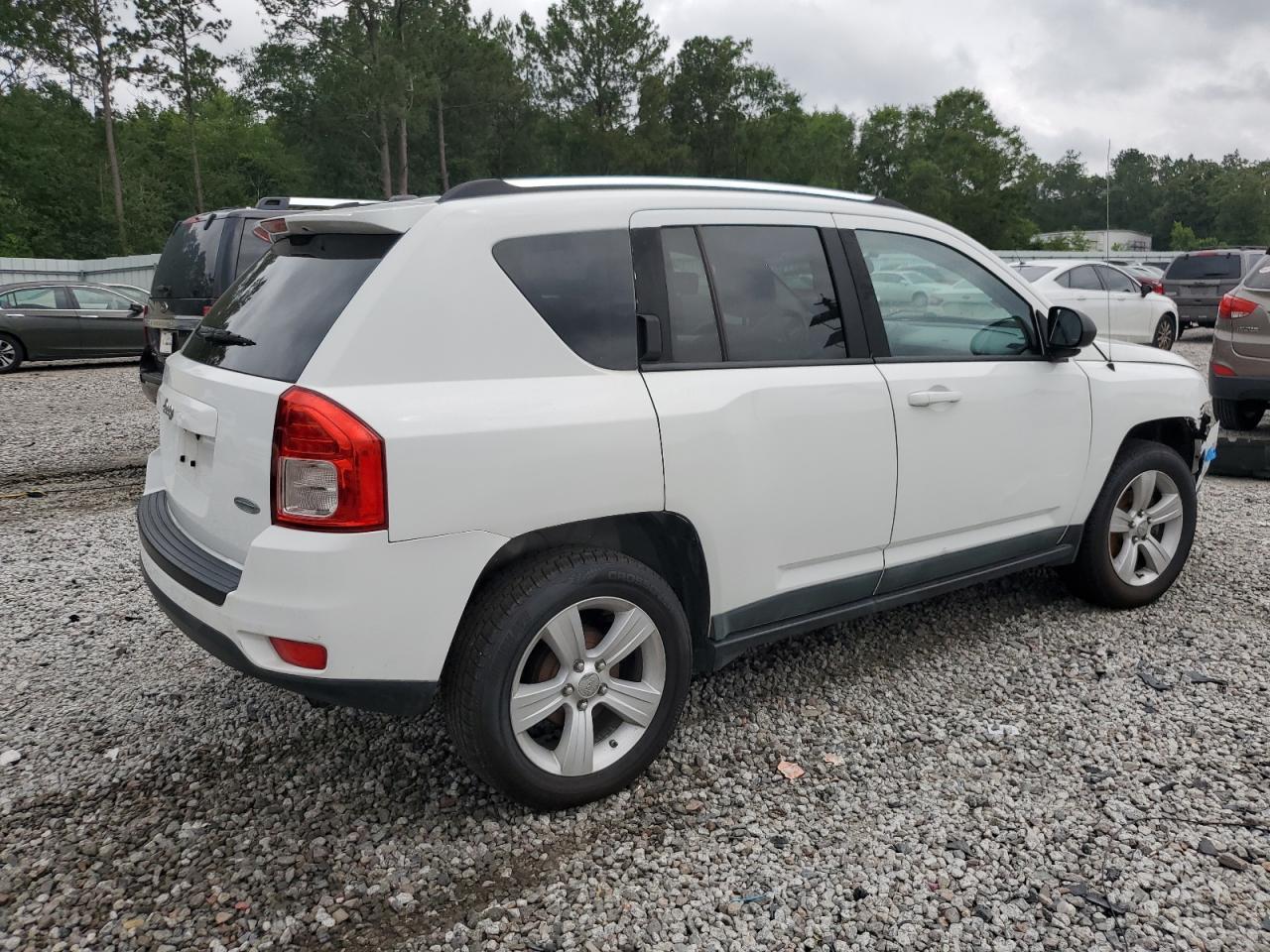 2011 Jeep Compass Sport - Image 3