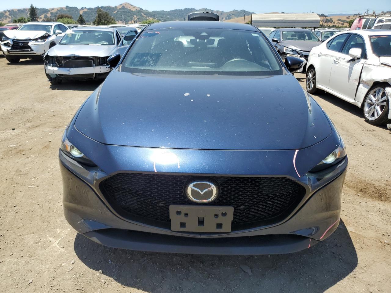 2021 Mazda 3 - Image 5