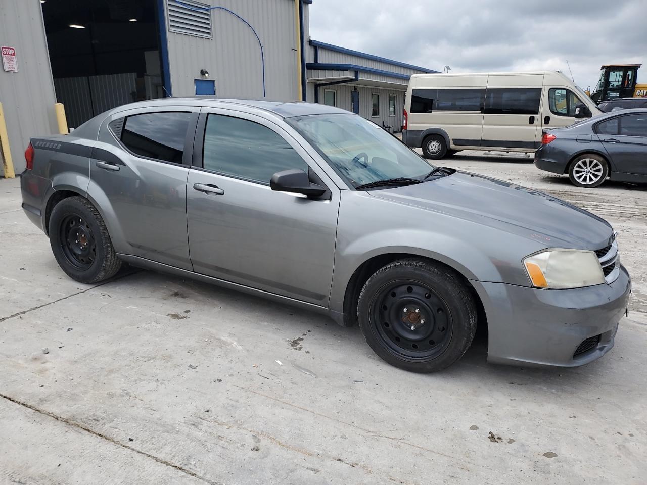 2013 Dodge Avenger Se - Image 4