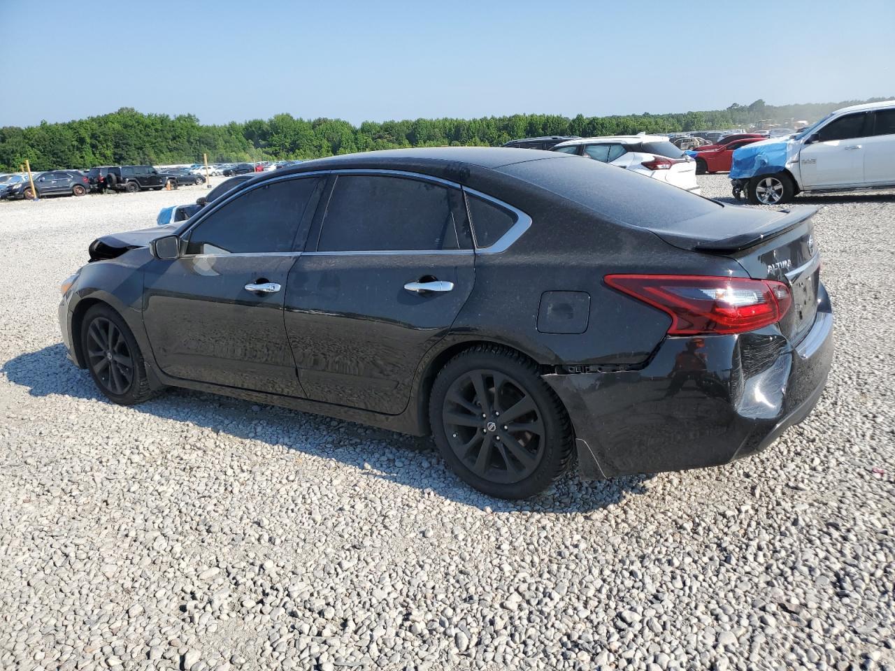 2017 Nissan Altima 2.5 - Image 2