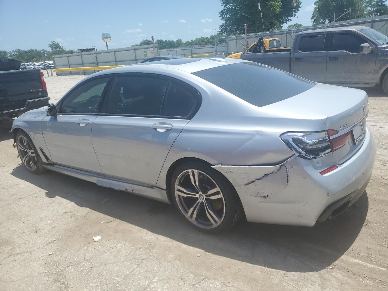 2016 BMW 750 Xi - Image 2