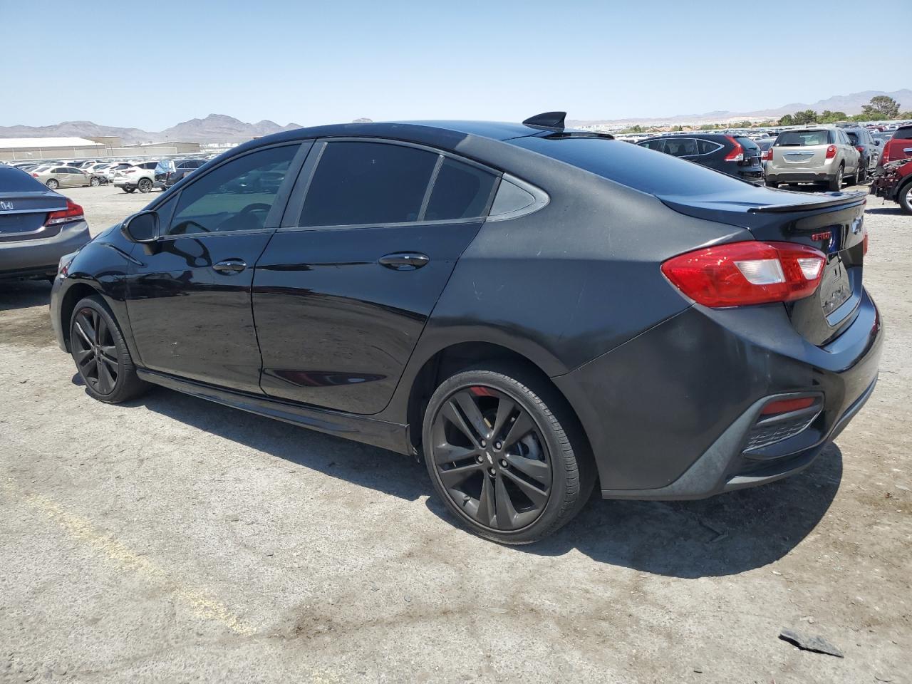 2018 Chevrolet Cruze Lt - Фото 2