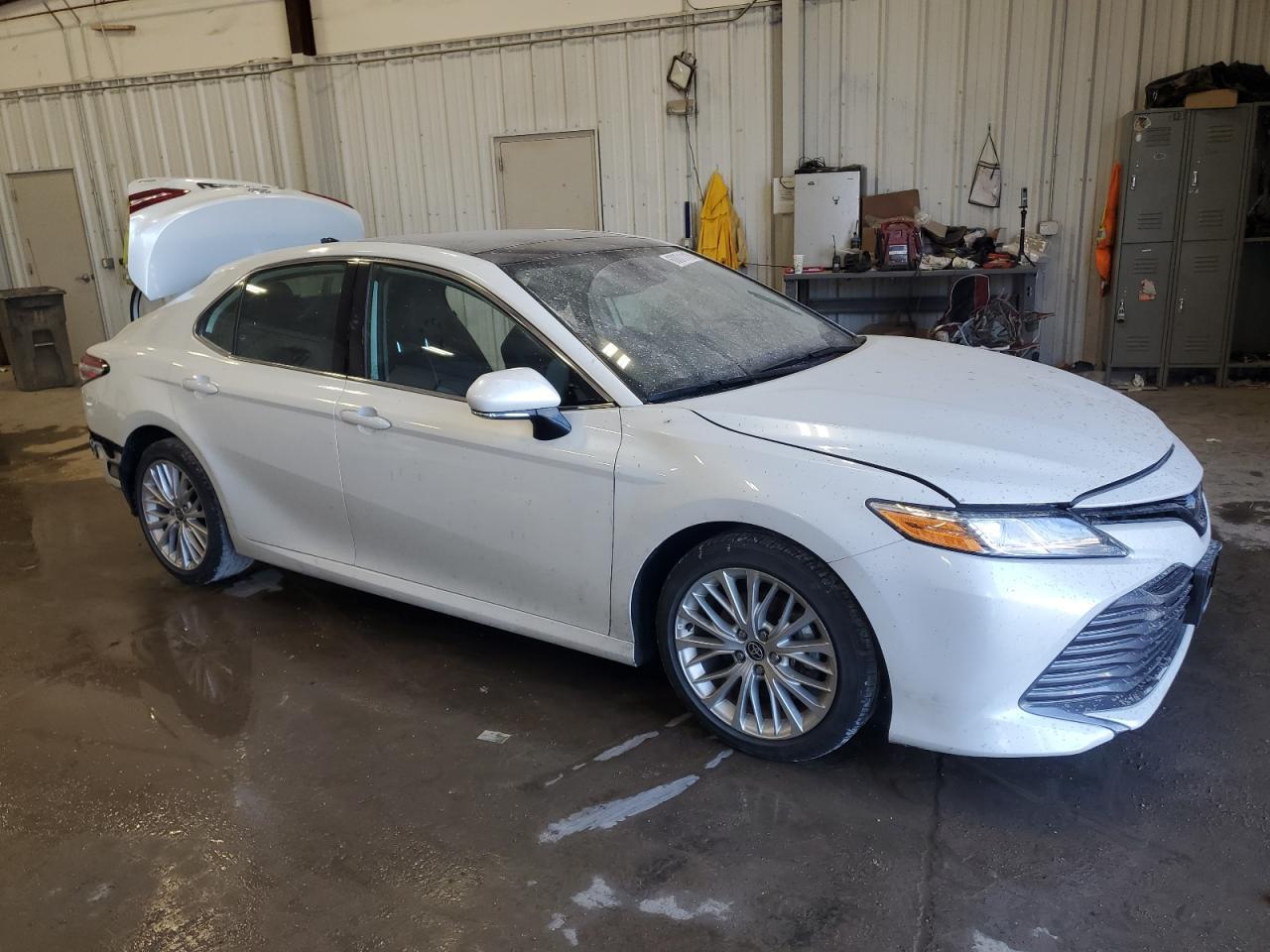 2020 Toyota Camry Xle - Image 4