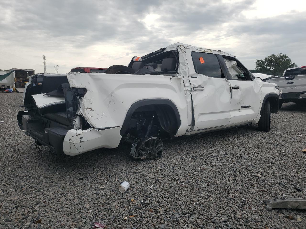 2025 Toyota Tundra Crewmax Limited - Фото 3