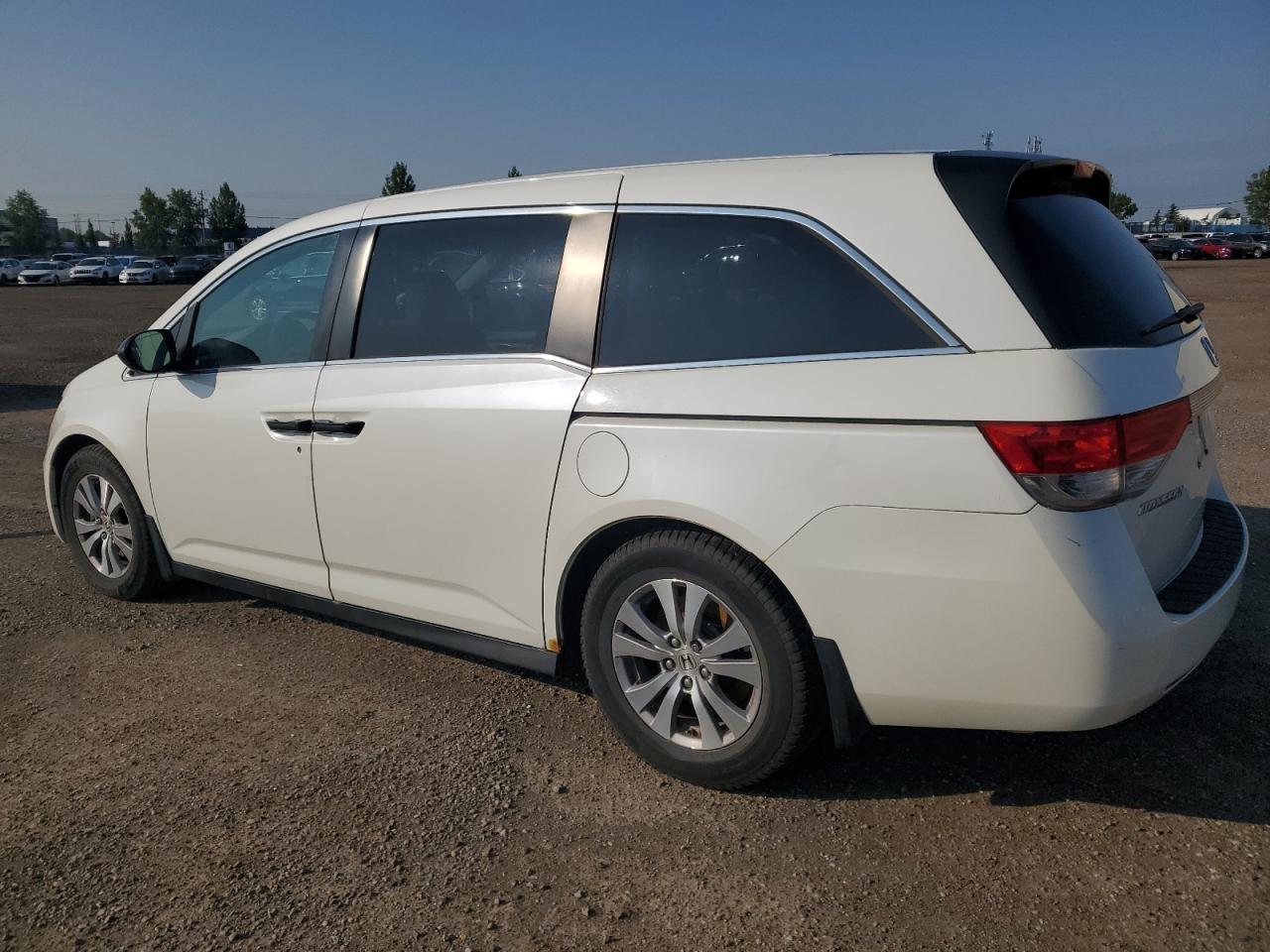 2014 Honda Odyssey Se - Фото 2