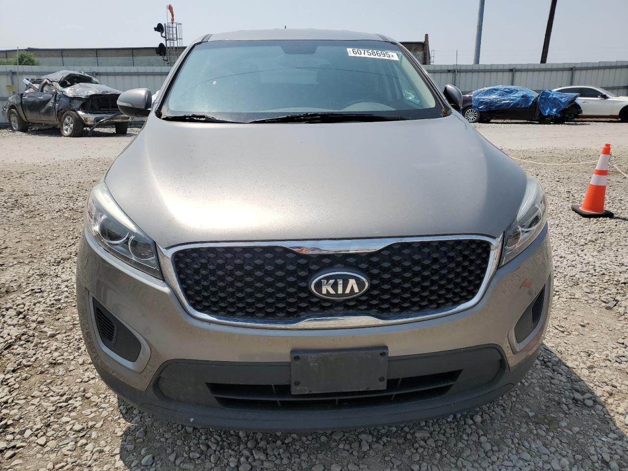 2016 Kia Sorento Lx - Image 5