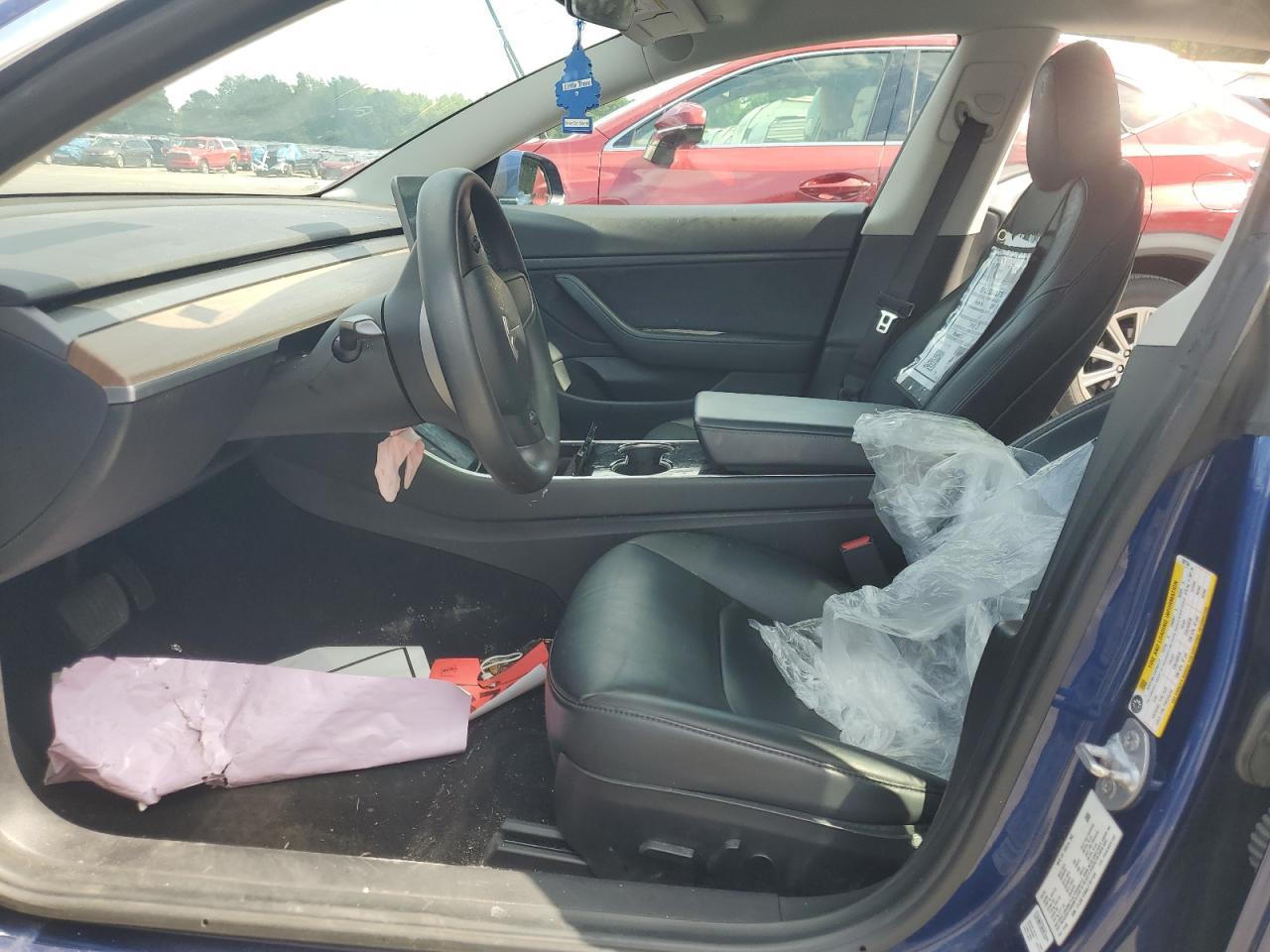 2020 Tesla Model 3 - Фото 7