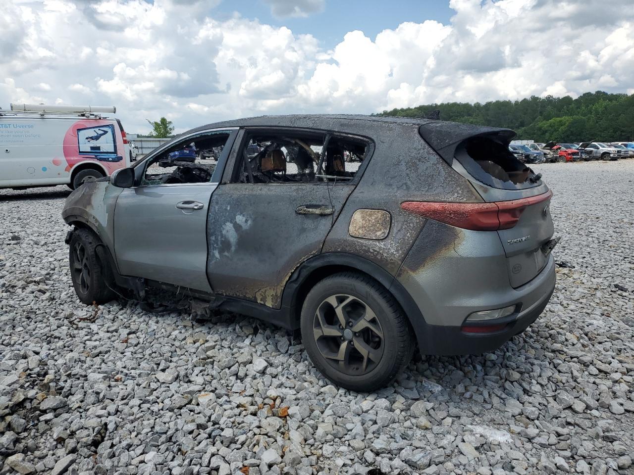 2020 Kia Sportage Lx - Фото 2