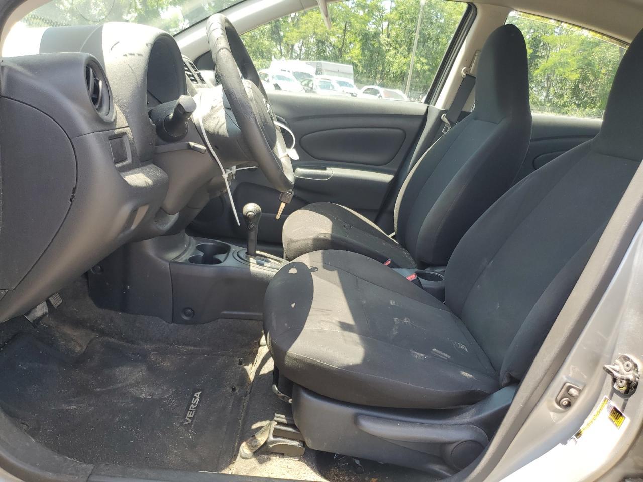 2012 Nissan Versa S - Фото 7