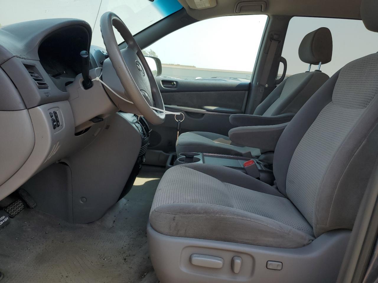 2007 Toyota Sienna Ce - Фото 7