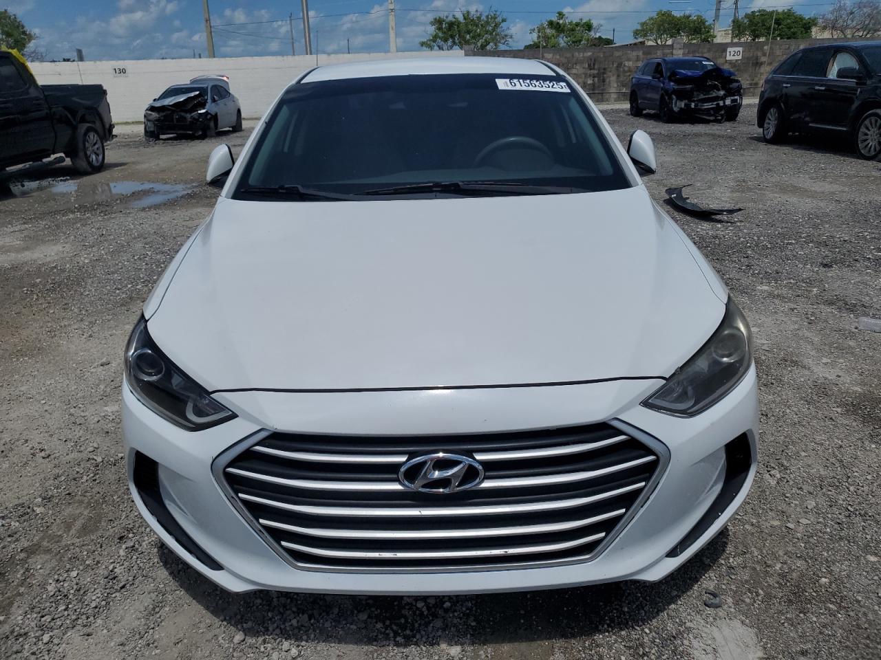 2017 Hyundai Elantra Se - Фото 5