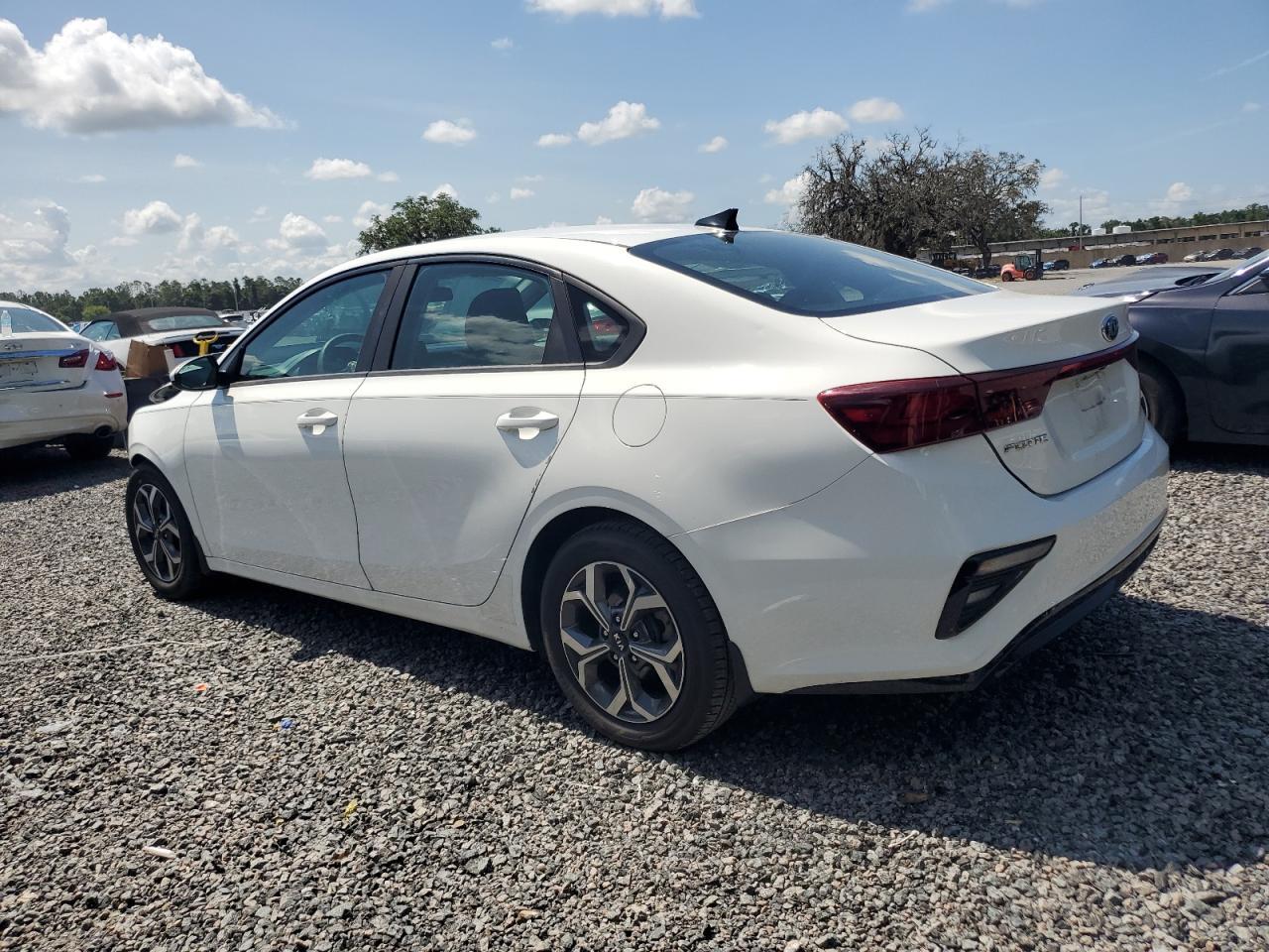 2020 Kia Forte Fe - Фото 2