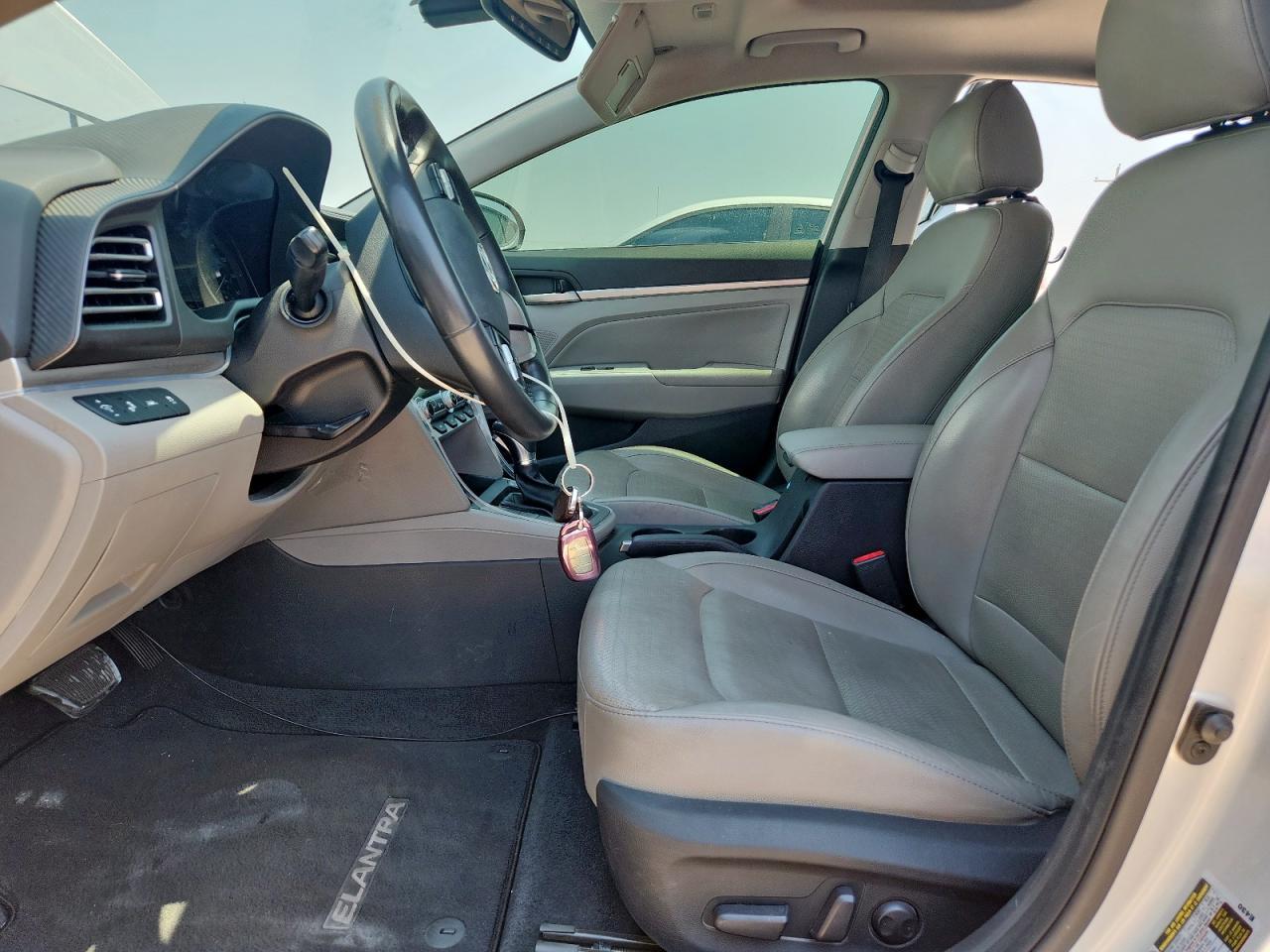 2020 Hyundai Elantra Sel - Фото 7