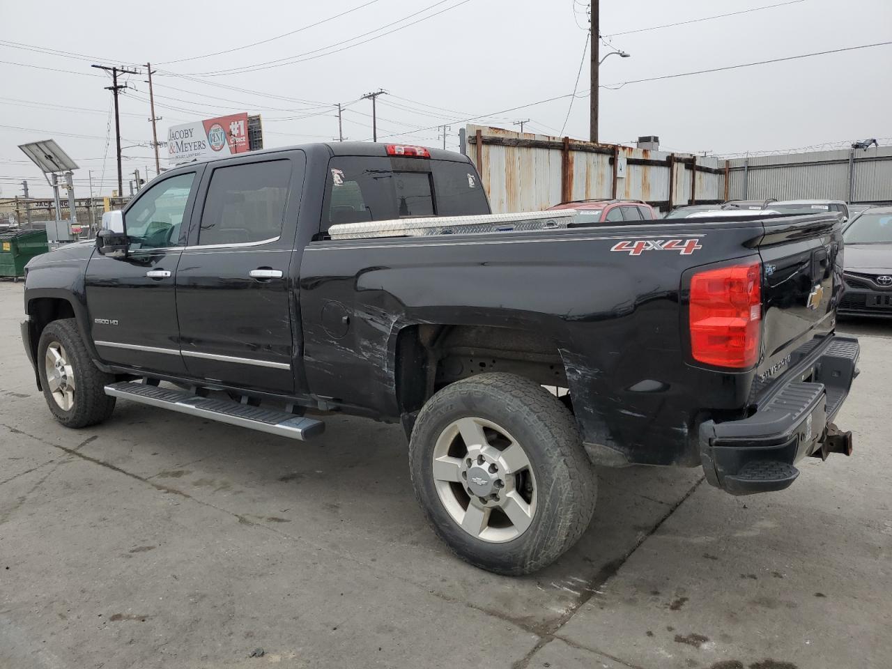 2016 Chevrolet Silverado K2500 Heavy Duty Ltz - Фото 2