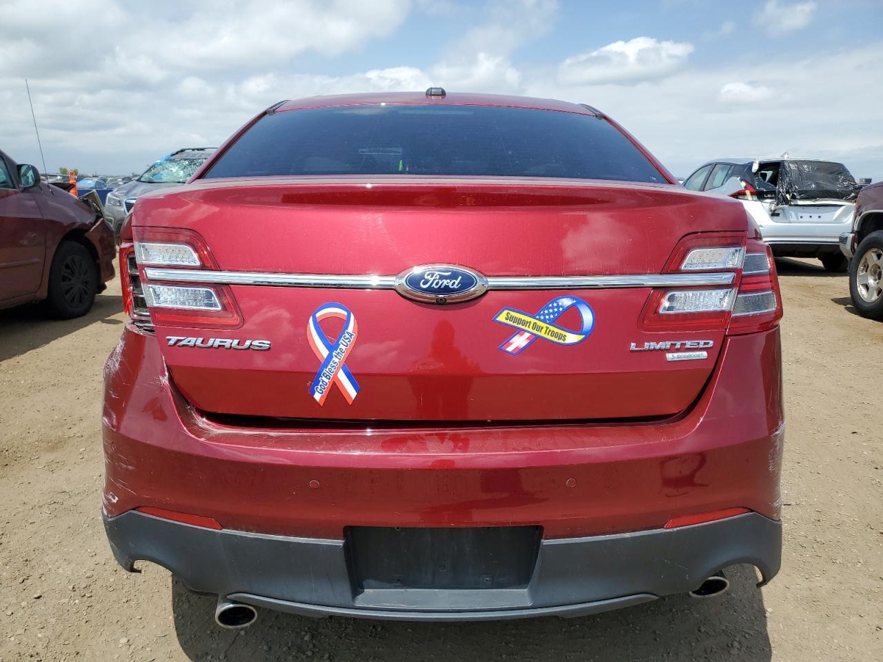 2015 Ford Taurus Limited - Image 6