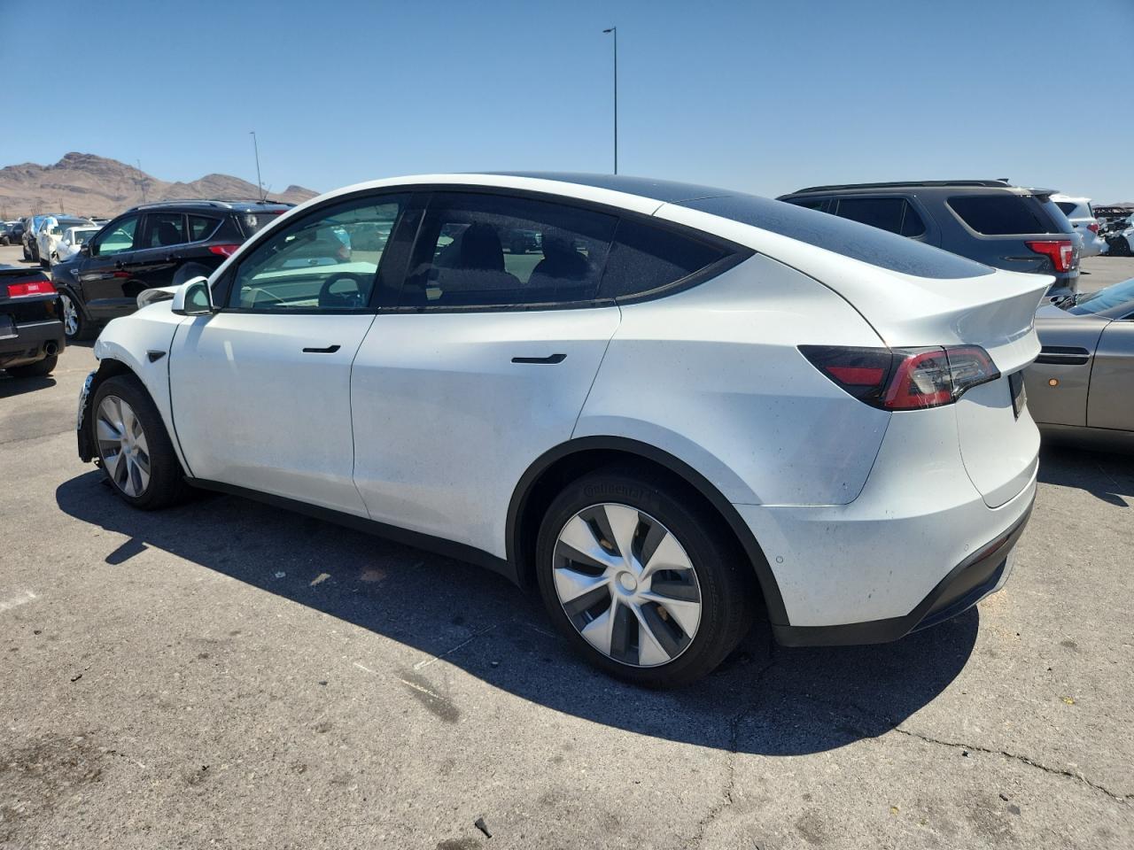 2021 Tesla Model Y - Фото 2