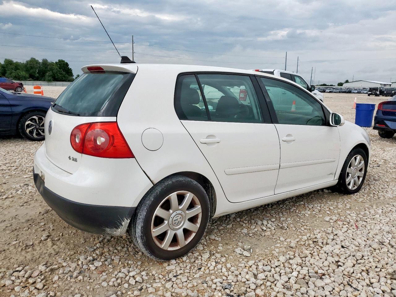 2008 Volkswagen Rabbit - Фото 3