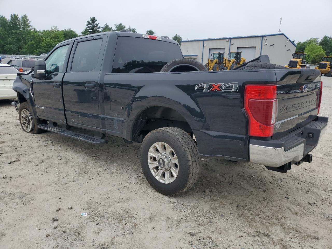 2022 Ford F250 Super Duty - Фото 2