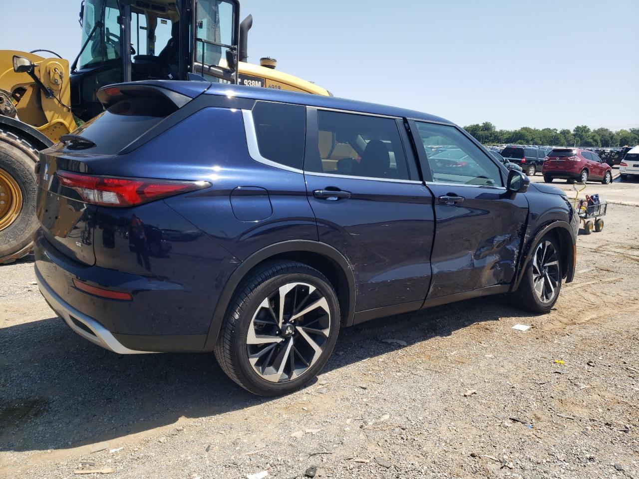 2024 Mitsubishi Outlander Se - Фото 3