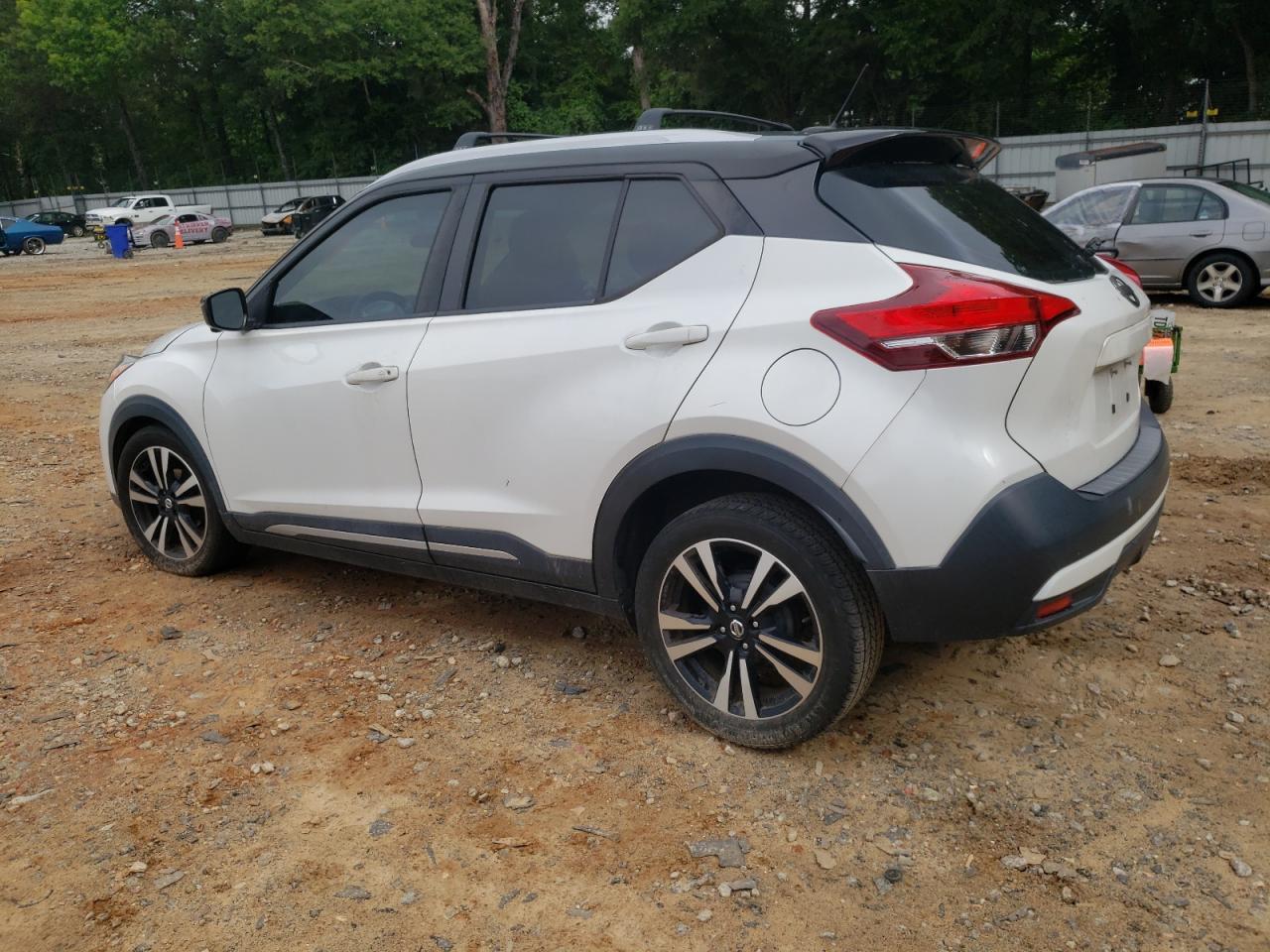 2018 Nissan Kicks S - Фото 2