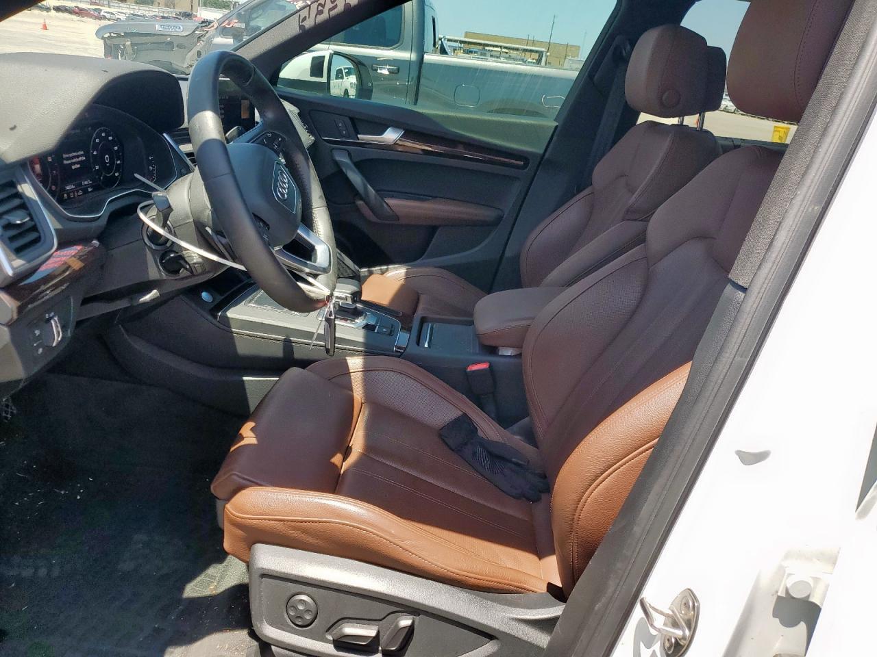 2020 Audi Q5 Premium Plus - Image 7