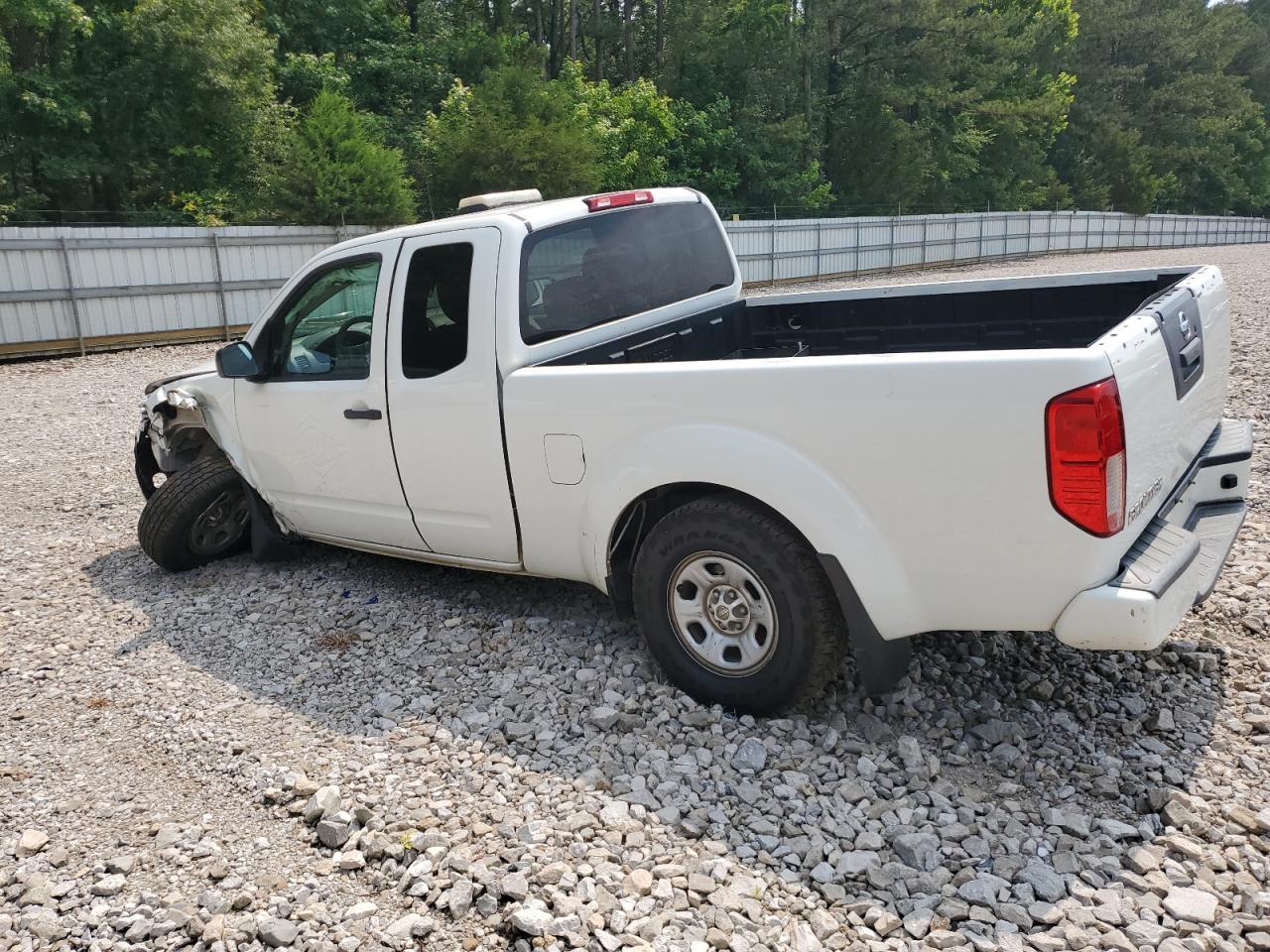 2019 Nissan Frontier S - Фото 2