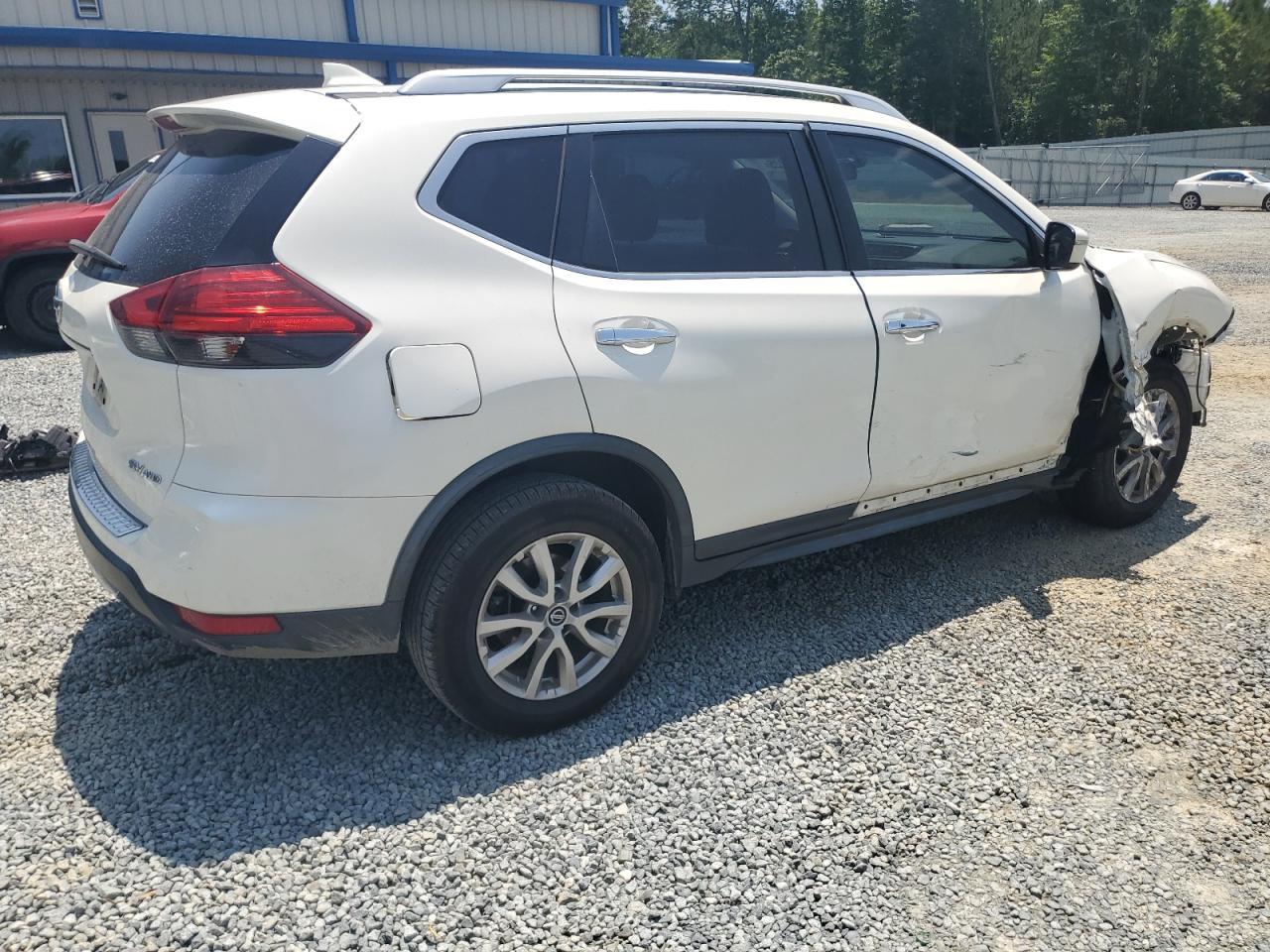 2017 Nissan Rogue S - Фото 3