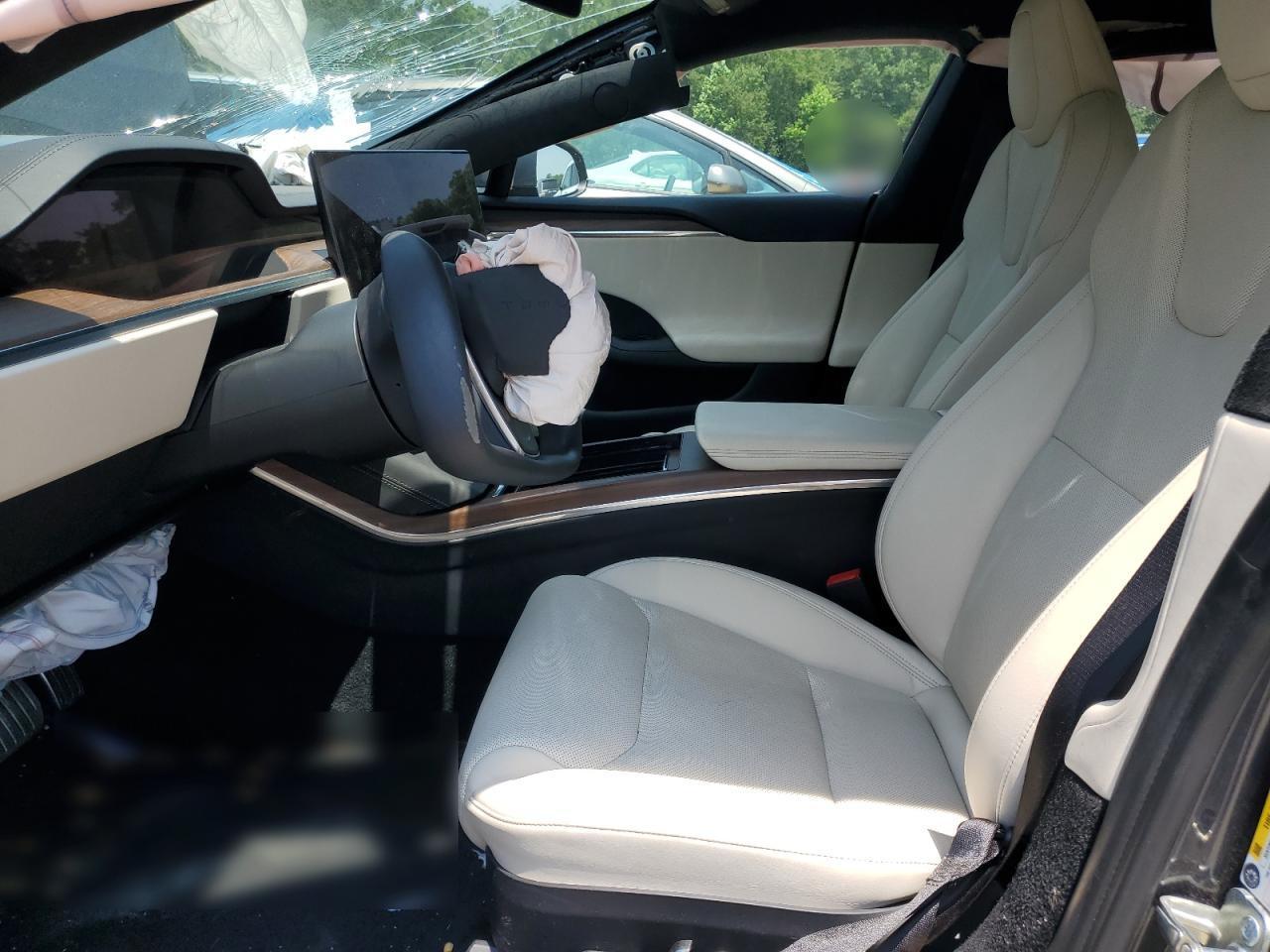 2022 Tesla Model S - Фото 7
