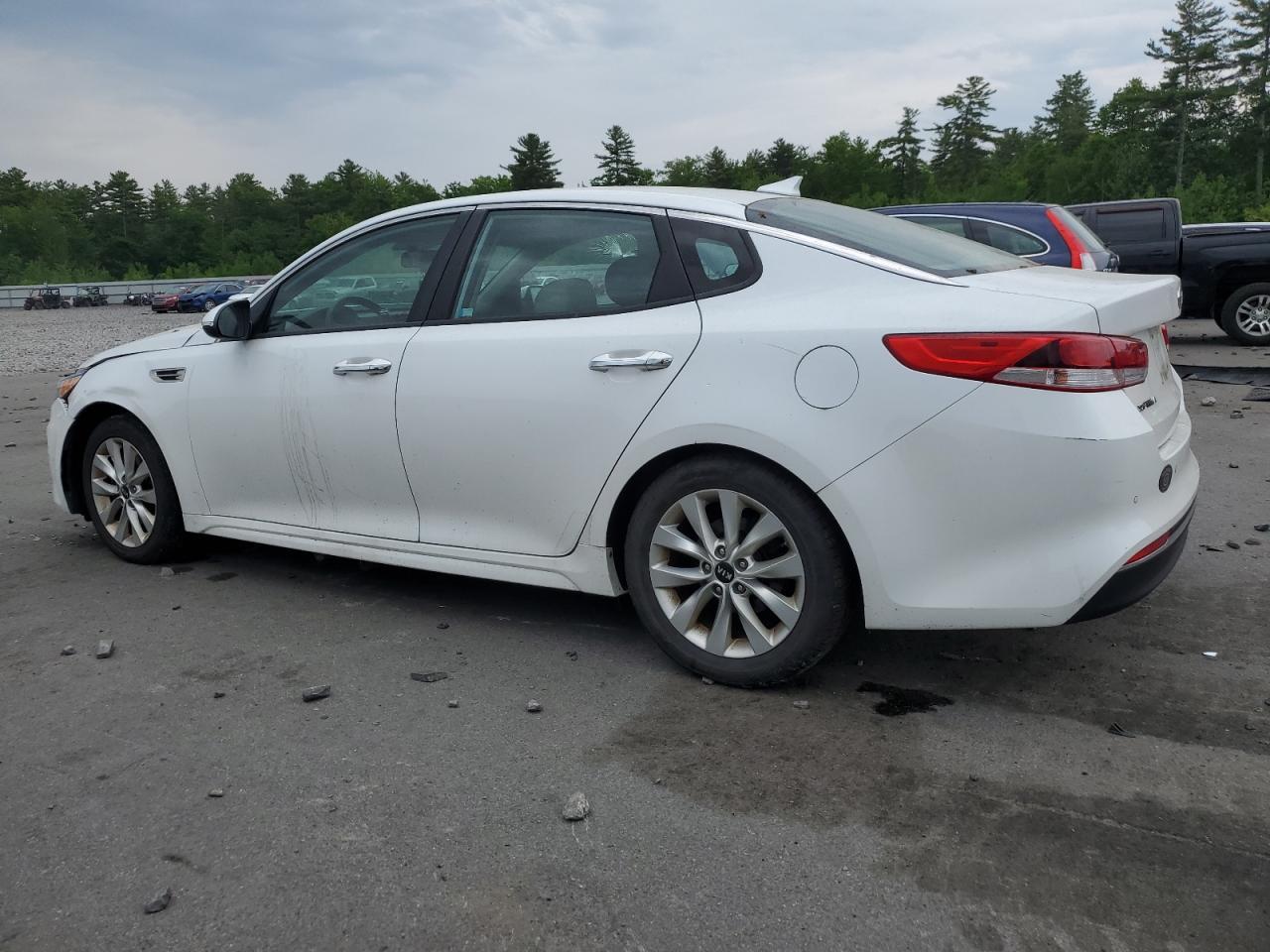 2018 Kia Optima Lx - Image 2