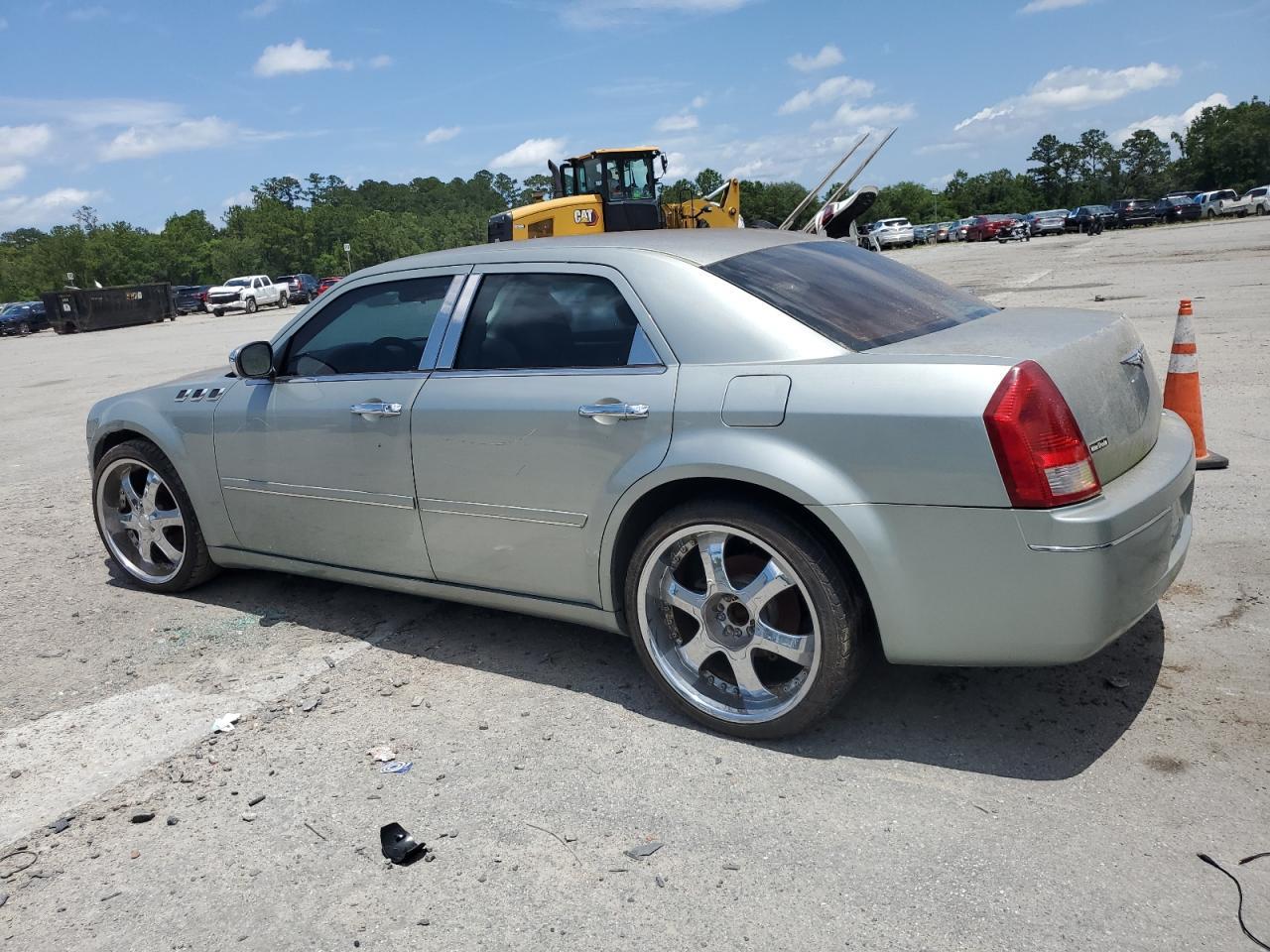 2005 Chrysler 300 Touring - Фото 2