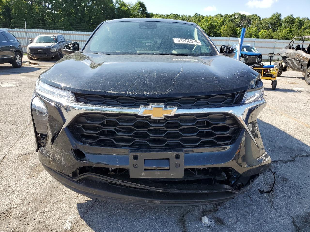 2025 Chevrolet Trax Ls - Image 5