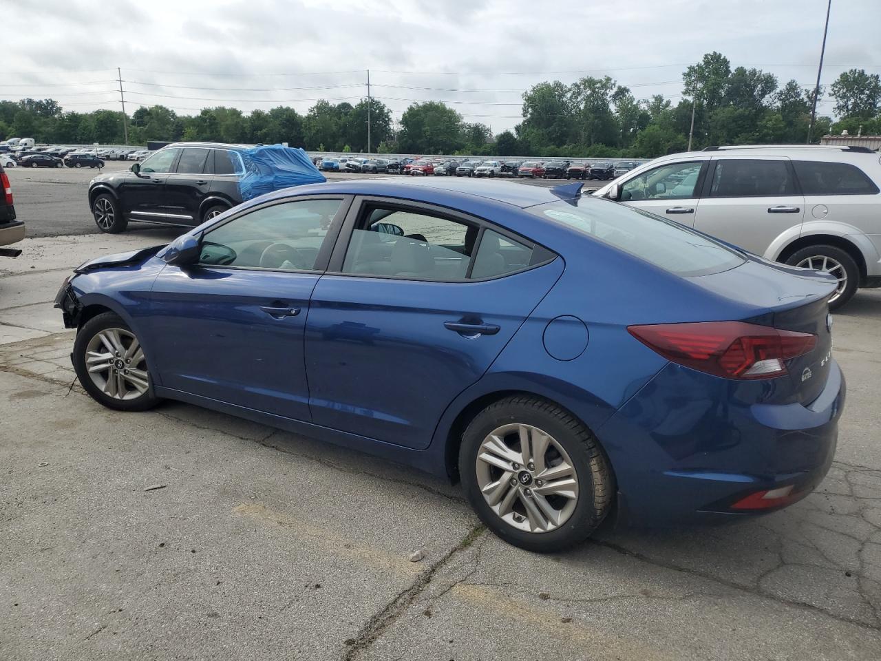 2019 Hyundai Elantra Sel - Фото 2
