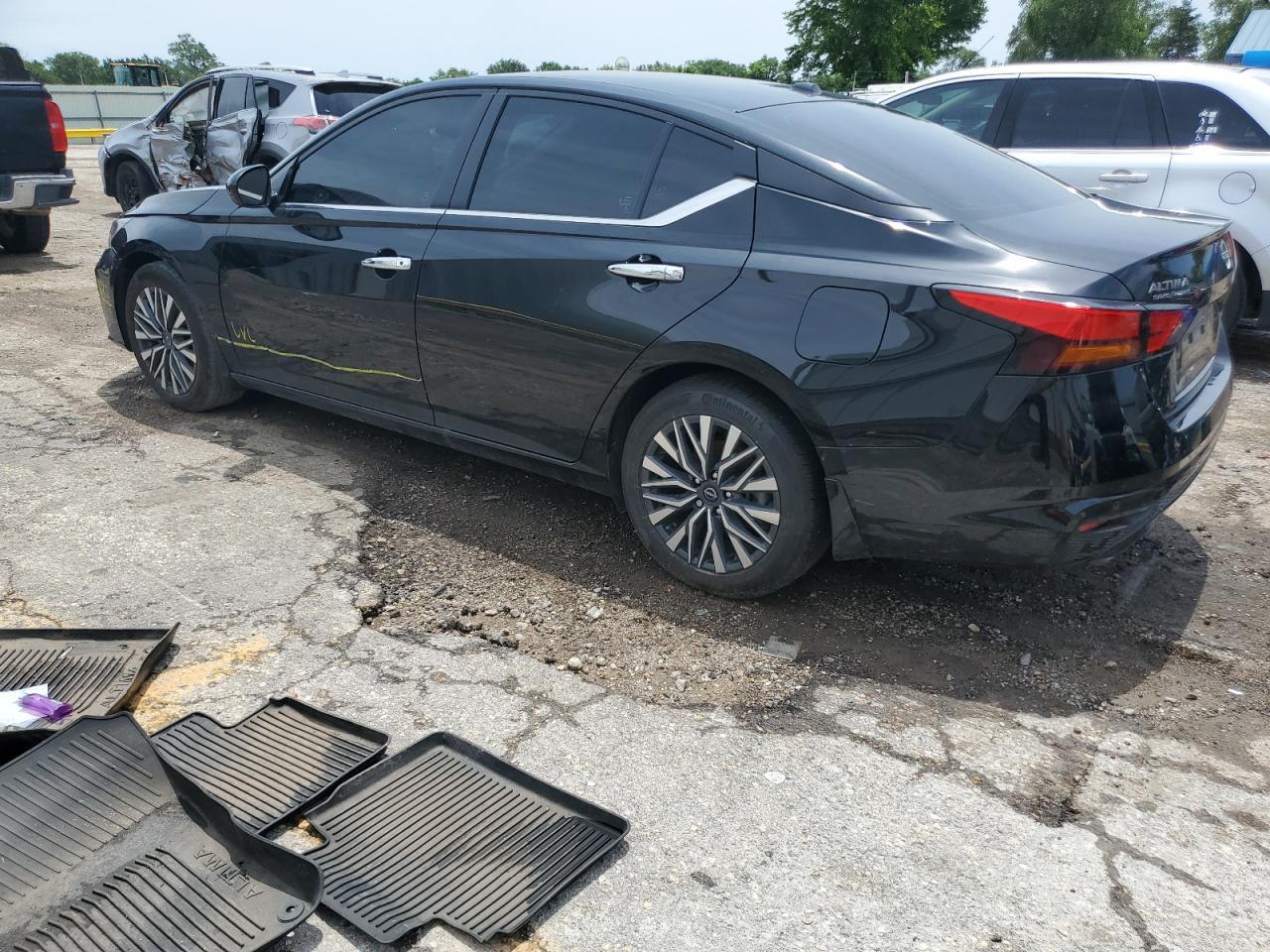 2024 Nissan Altima Sv - Фото 2